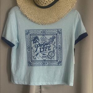 Pogue life outer banks t/ shirt size med ..Blue Graphic Tee with Navy Accents